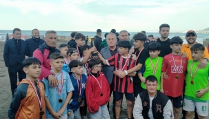 Şehit Gökhan Demir Futbol Turnuvasında Şampiyon Bayramca
