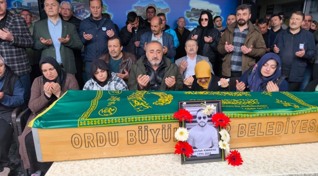 Ünye Belediyesi Personeli Beytullah Karaevli Son Yolculuğuna Uğurlandı