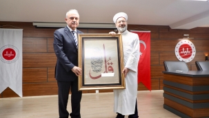 Vali Erol, Diyanet Akademisinde Düzenlenen Programa Katıldı