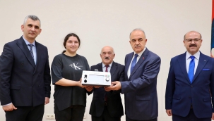 Ventilatör Cihazı İçin Bağışta Bulunan Hayırseverlere Teşekkür Belgesi Verildi