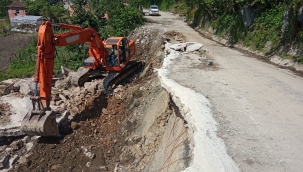 Heyelanda Ulaşıma Kapanan Yollar Açıldı