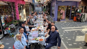 Orta Çarşı Esnafı İmece Usulü Kahvaltıda Başkan Tavlı'yı Ağırladı