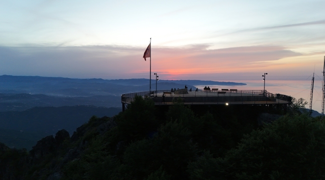 Yoroz'un Gece Manzarası Hayran Bıraktı