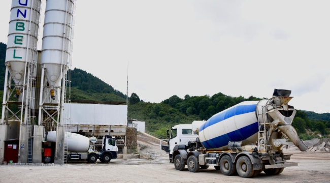 Ünye Belediyesi'nden 1 Milyar Lirayı Aşan Yol Yatırımı