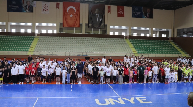 Ünye Yaz Spor Okullarının Açılışı Yapıldı