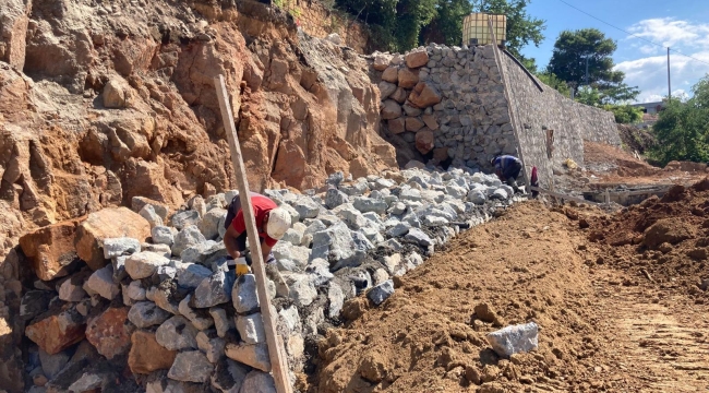 Heyelanın Tehdit Ettiği Güzergaha Koruma