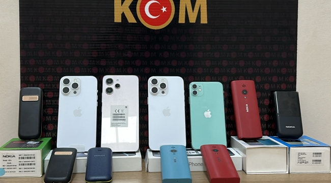 Altınordu'da 400 Bin Liralık Kaçak Telefon Operasyonu