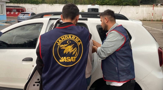 Jandarma, Hakkında Arama Kararı Bulunan 61 Şüpheliyi Yakaladı
