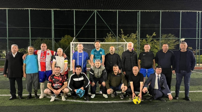 Ünye'de Muhtarlar Yeşil Sahada: Kazanan Dostluk