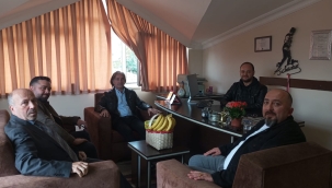 Ünye Sebze ve Meyve Hali Başkanı Dal’dan Nesnel Medya’ya Nezaket Ziyareti
