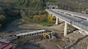 Akçaova Irmağı'na Dev Bakslar