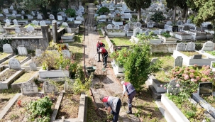 Ordu Büyükşehir Mezarlıkların Bakımını Unutmuyor