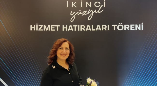 Emekli Olan Elkin'e Üstün Hizmet Madalyası