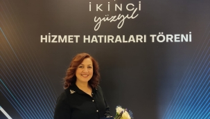 Emekli Olan Elkin'e Üstün Hizmet Madalyası