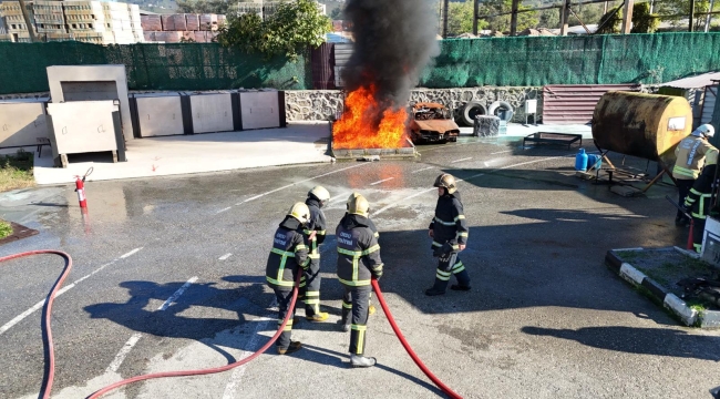 Geleceğin İtfaiyecilerine Ordu İtfaiyesi Eğitim Veriyor