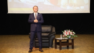 Rektör Baş, “Rektör-Öğrenci Buluşması”nda Öğrencilerle Bir Araya Geldi