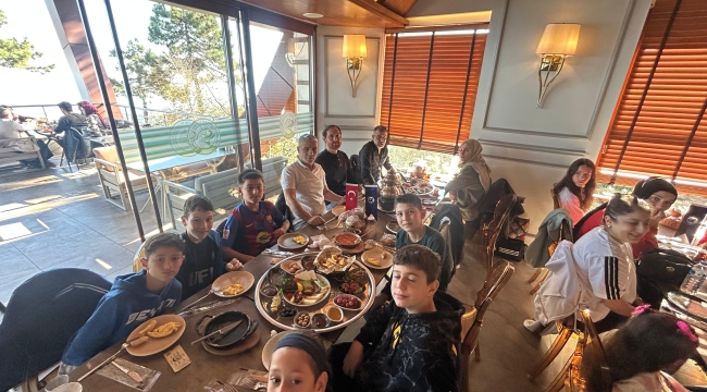 ÜFK Kahvaltıda Buluştu