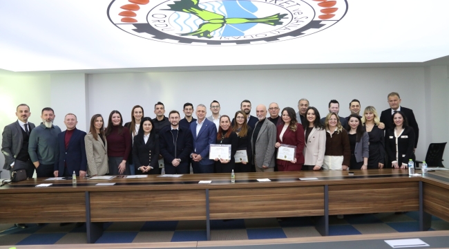 OTSO Akademi "Geleceğe Hazır Liderler" Programı Mezunlarını Verdi