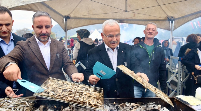 Sakin Şehir Hamsi Festivali İle Coştu