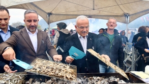 Sakin Şehir Hamsi Festivali İle Coştu