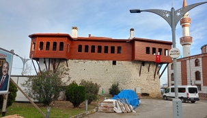 Tarihi Konak Şekilleniyor