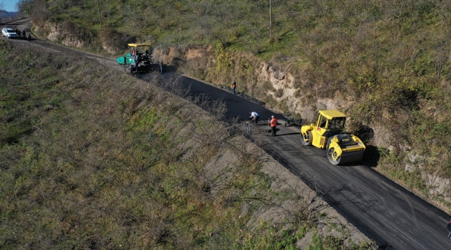 Ulubey Kızılen-Çubuklu Grup Yolu Asfaltlanıyor