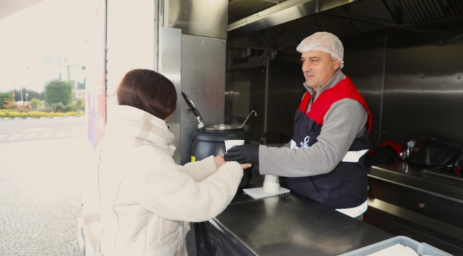 Üniversitede Sıcak Çorba İkramı Başladı