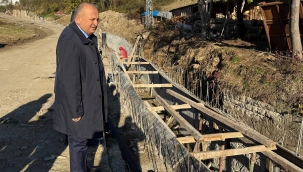 Ünye Belediyesi Derelerde Islah Çalışmalarını Sürdürüyor