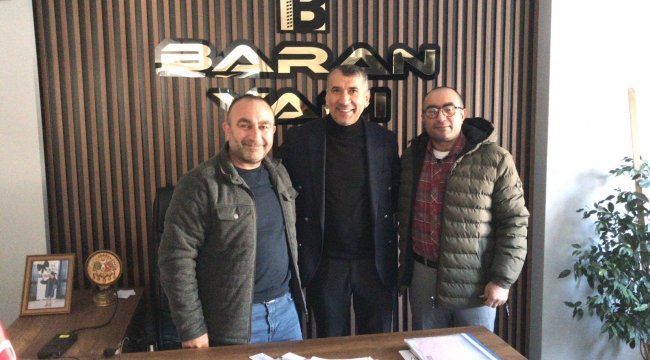 Başkan Adayı Üstün Sahalarda