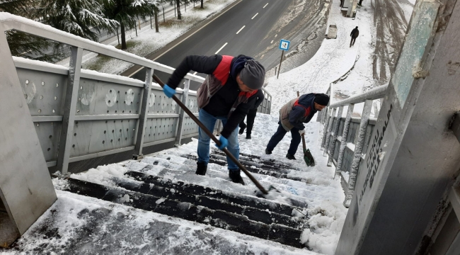 Büyükşehir Ekipleri Yayaların Güvenliği İçin Seferber