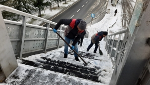 Büyükşehir Ekipleri Yayaların Güvenliği İçin Seferber
