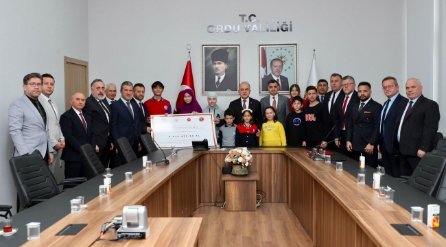 Çedes Projesi Kapsamında Gazze İçin Yardım Toplandı