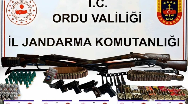 Jandarma'dan Korgan'da Silah ve Uyuşturucu Operasyonu