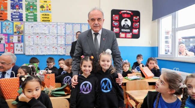 Vali Erol, Öğrencilerin Yarıyıl Tatili Heyecanına Ortak Oldu 