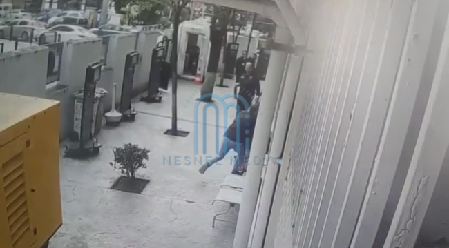 Karakolun Bahçesinde Polisin Silahını Alarak İntihar Etti