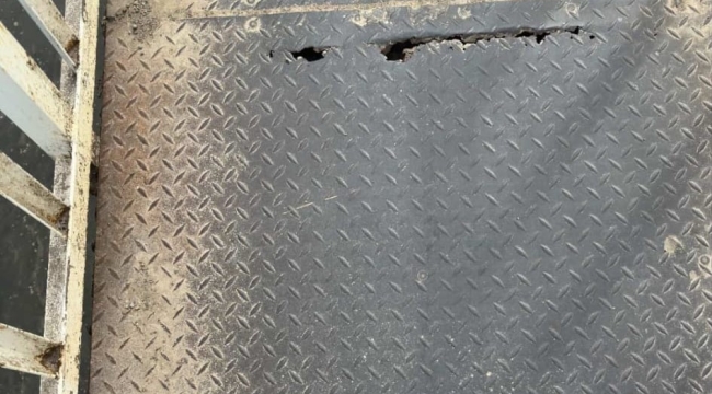 Tabakhane Köprüsü Yürüyüş Yolunda Tehlike!