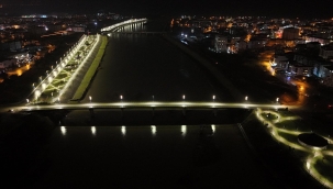 Yeni Melet Köprüsü Işıl Işıl