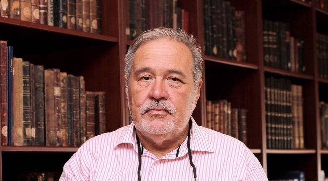Duayen Tarihçi İlber Ortaylı Yaşama Veda Etti