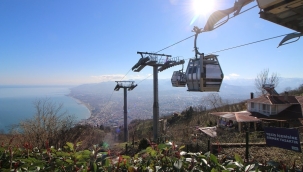 Teleferikte Kabin Camları Yenilendi