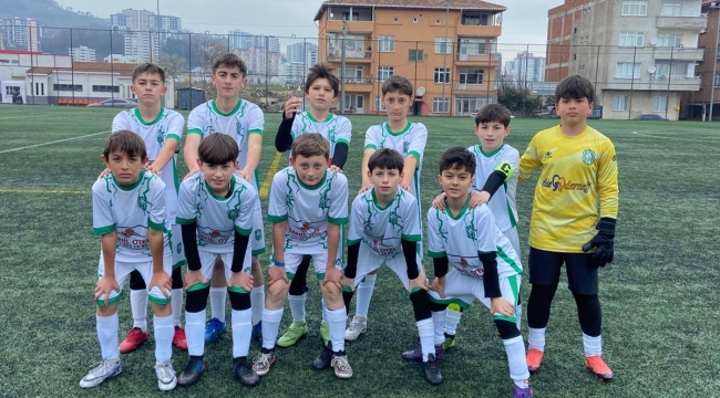 Ünye Gençler Birliği SK'dan 3'te3