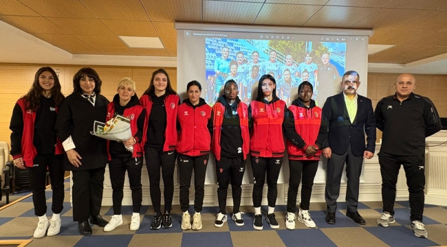 Ünye Kadın Spor Kulübü, Kadın Sağlığı Panelinde Dikkat Çekti