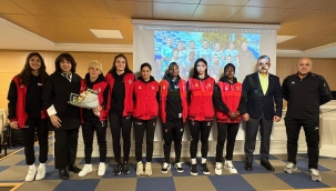 Ünye Kadın Spor Kulübü, Kadın Sağlığı Panelinde Dikkat Çekti