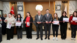 Vali Erol, "İstiklalin ve İstikbalin Işığında Mehmet Akif Ersoy ve Safahat" Adlı Serginin Açılışına Katıldı