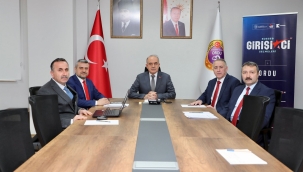 Vali Erol, KOSGEB'in İş Geliştirme Desteği Değerlendirme Toplantısına Katıldı