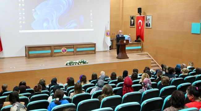 Valilik Kampüsünde Çalışan Kadınların "8 Mart Dünya Kadınlar Günü" Kutlandı