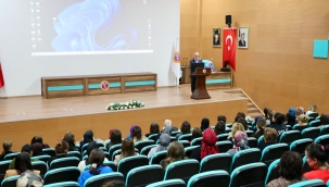 Valilik Kampüsünde Çalışan Kadınların "8 Mart Dünya Kadınlar Günü" Kutlandı