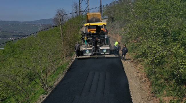 Altınordu'da Grup Yolu Asfaltlanıyor