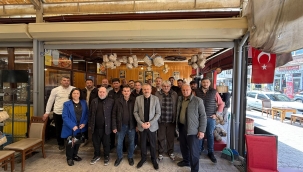 Başkan Ali Özkan Kapalı Pazar Esnafı İle Bir Araya Geldi