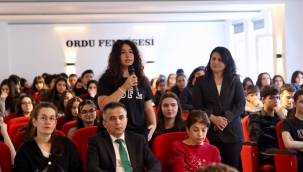 Başkan Güler Tecrübelerini Öğrencilerle Paylaştı