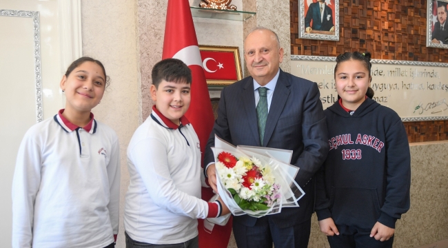 Başkan Tavlı Koltuğunu Geleceğin Temsilcisine Devretti